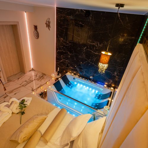 apartament-z-wanna-ab-dhabi-stacja-galicja-08.jpg
